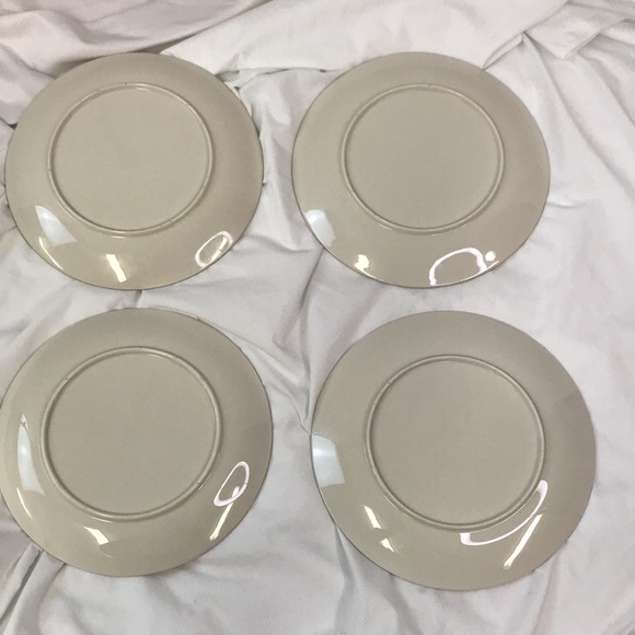 Set of 4 Vintage 1950’s Royal Devon Christmas Lunch/Dessert Plates - Picture 3 of 6